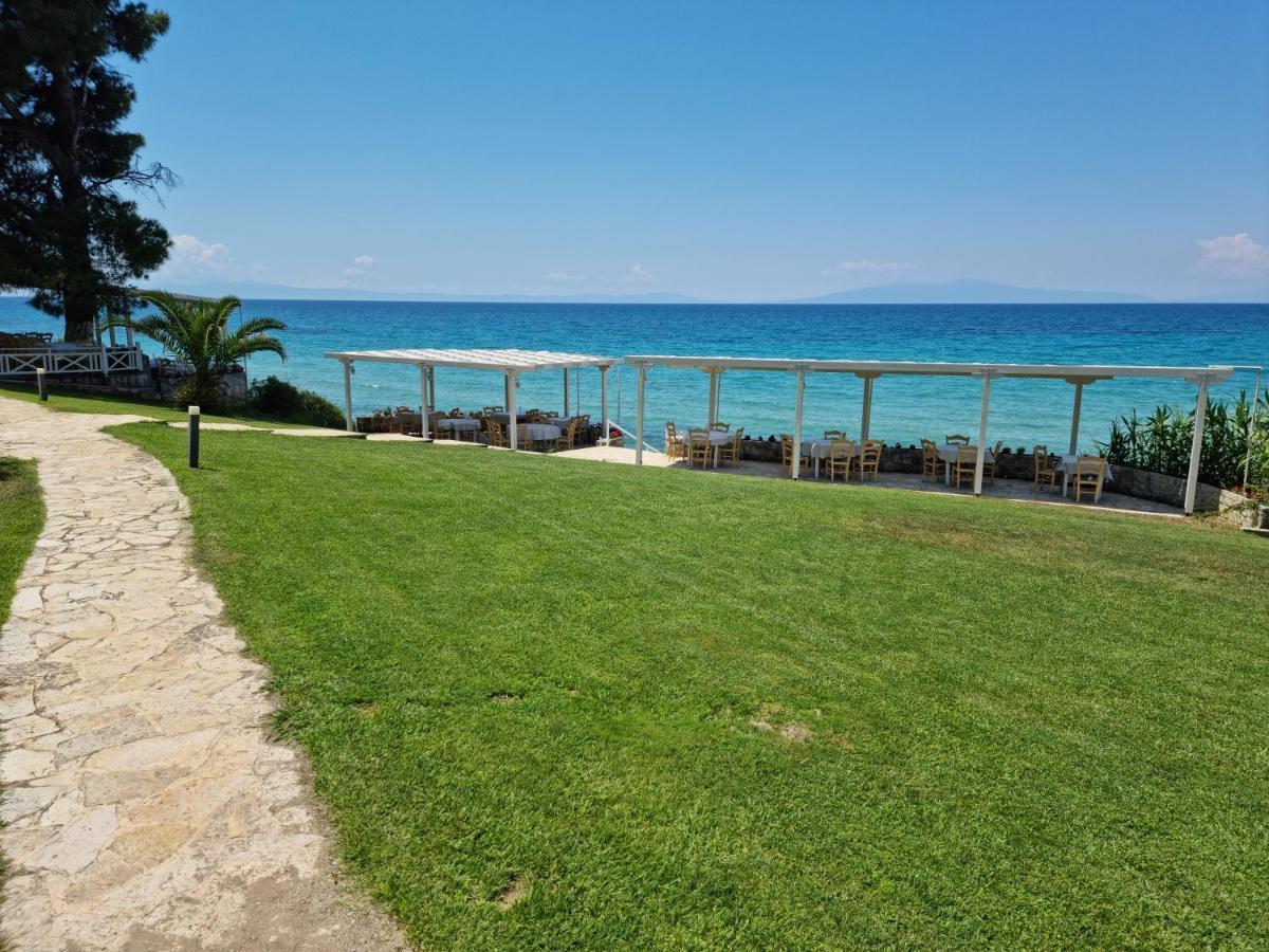 Beachfront Villa 100M From Sea For Up To 10 Guests Siviri Dış mekan fotoğraf