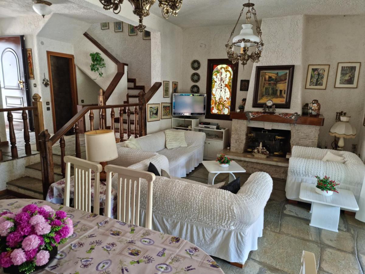 Beachfront Villa 100M From Sea For Up To 10 Guests Siviri Dış mekan fotoğraf