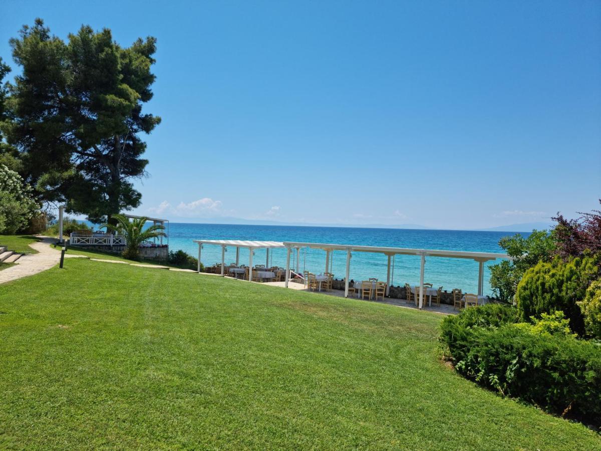Beachfront Villa 100M From Sea For Up To 10 Guests Siviri Dış mekan fotoğraf